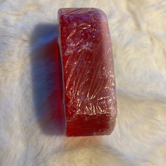 Cosmetic Bundle - Picture 7 of 13